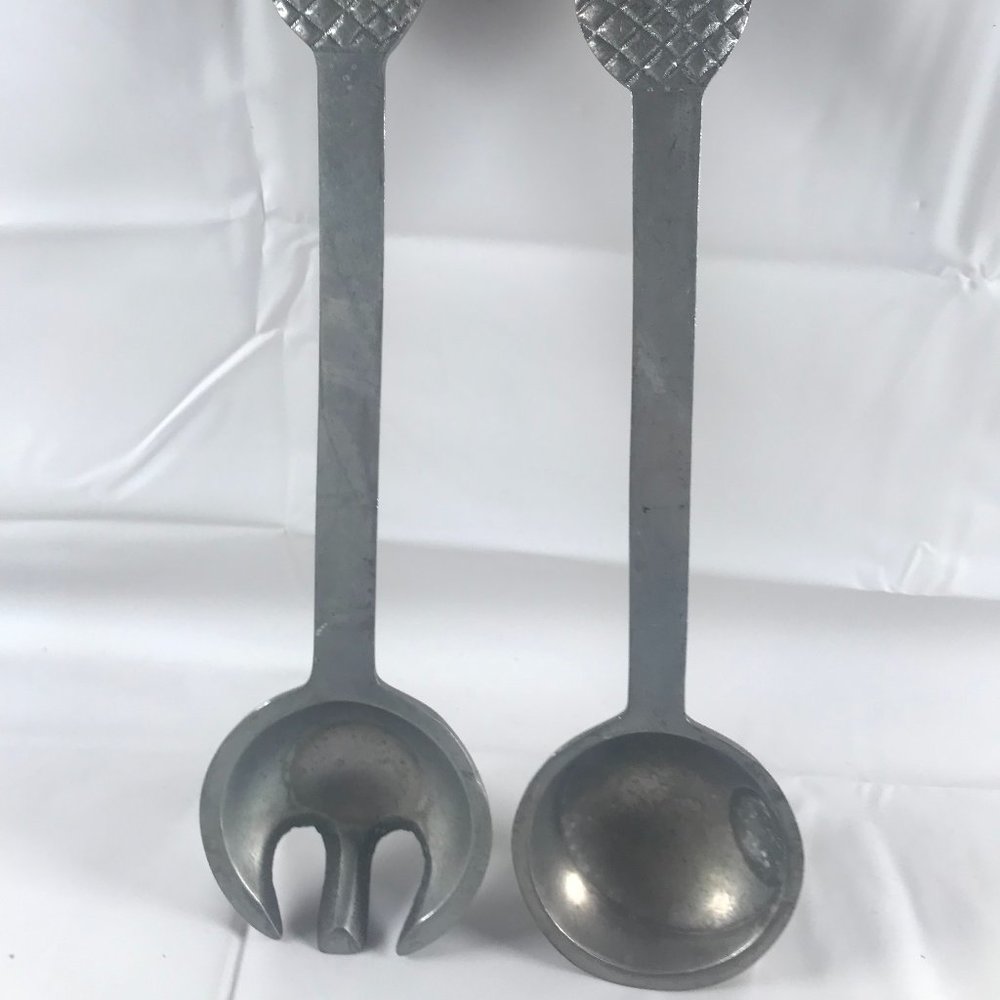 Aluminum 2 piece Salad Serving Fork and Spoon 13" long Pineapple Tossup set.